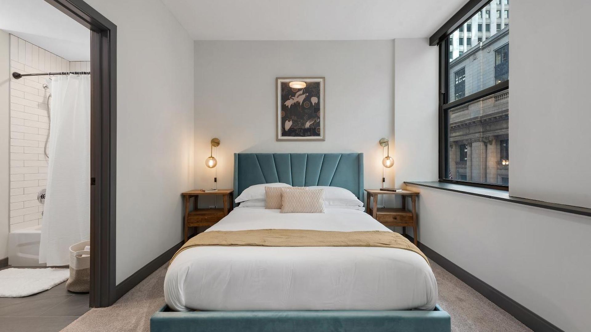 Experience Downtown At Millennium - Luxury In The Loop