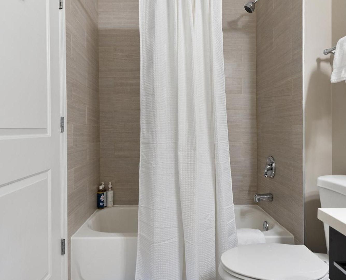 The Bernardin Gold Coast Luxury Near Magnificent Mile Apartment Chicago