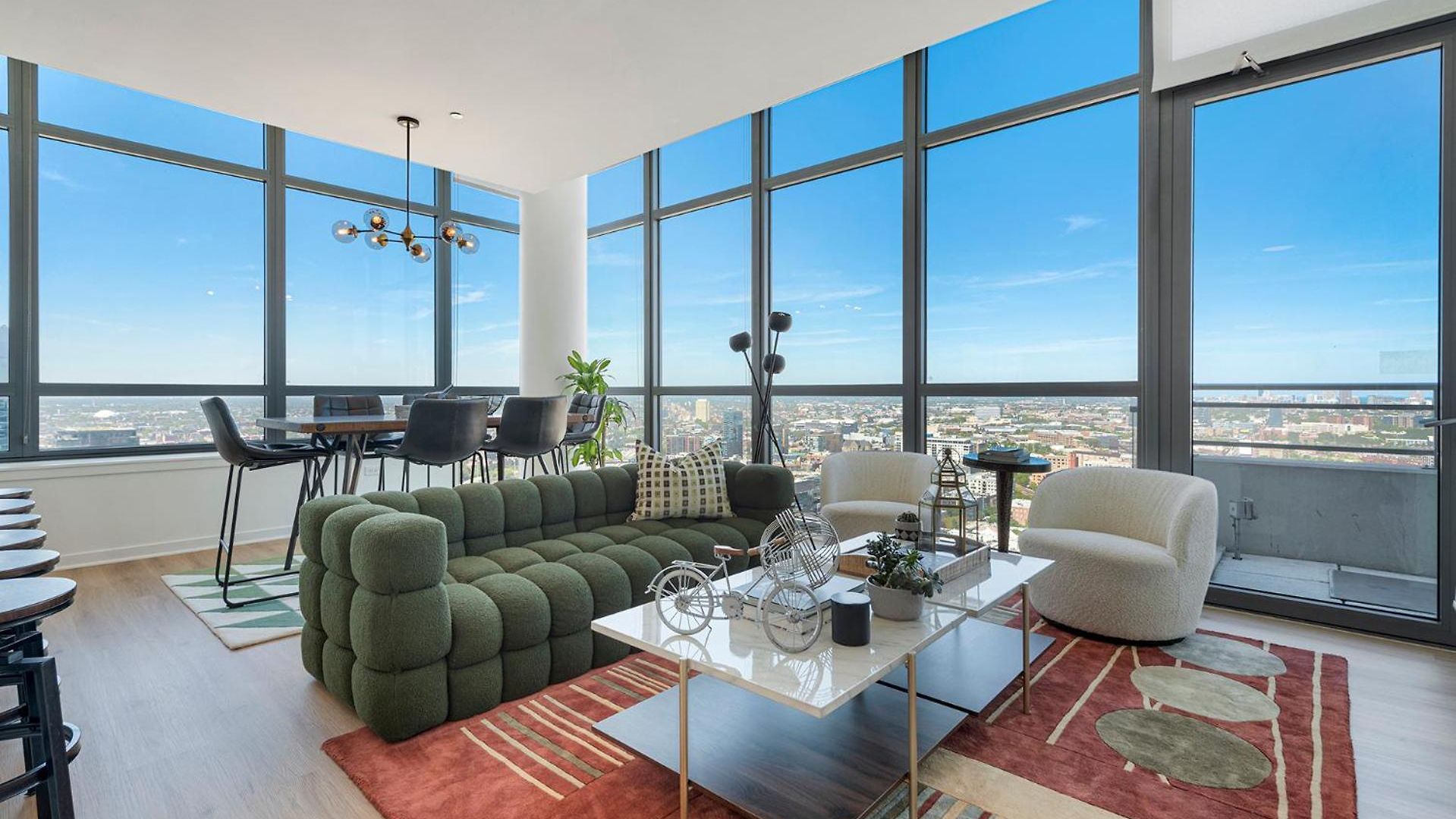 K2 Sky High With Stunning Views In West Loop *