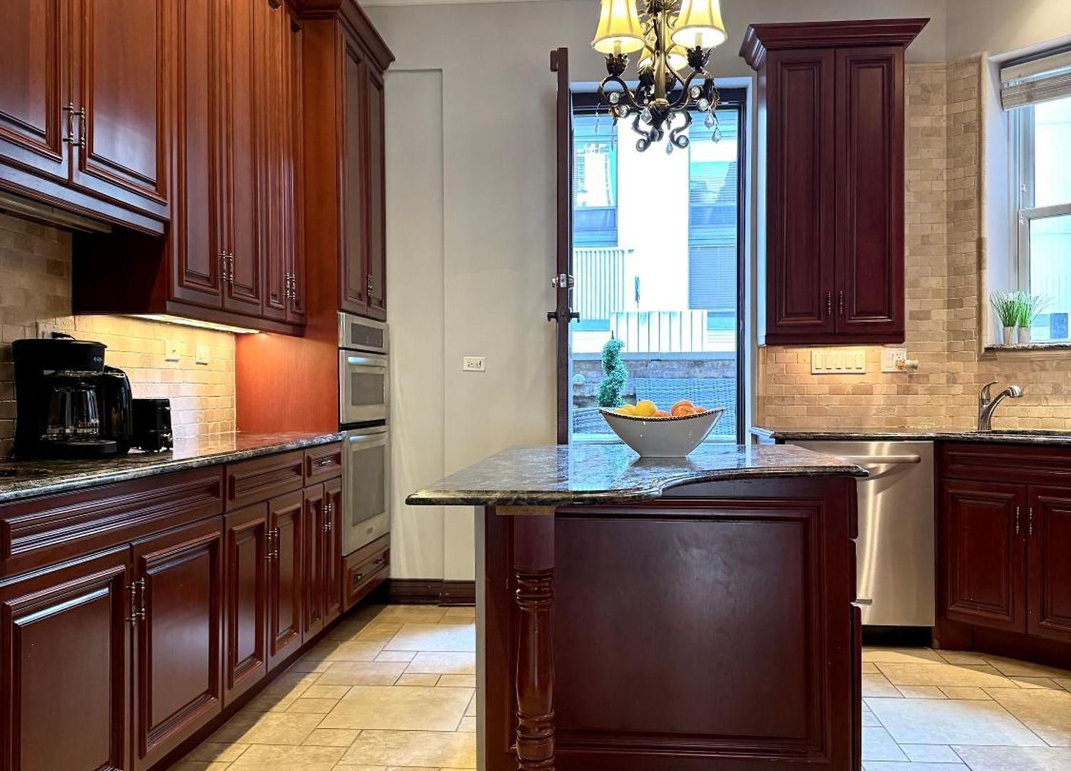 Spectacular Gilded Age 6 Bedroom Gold Coast Mansion With Deck Holiday home Chicago