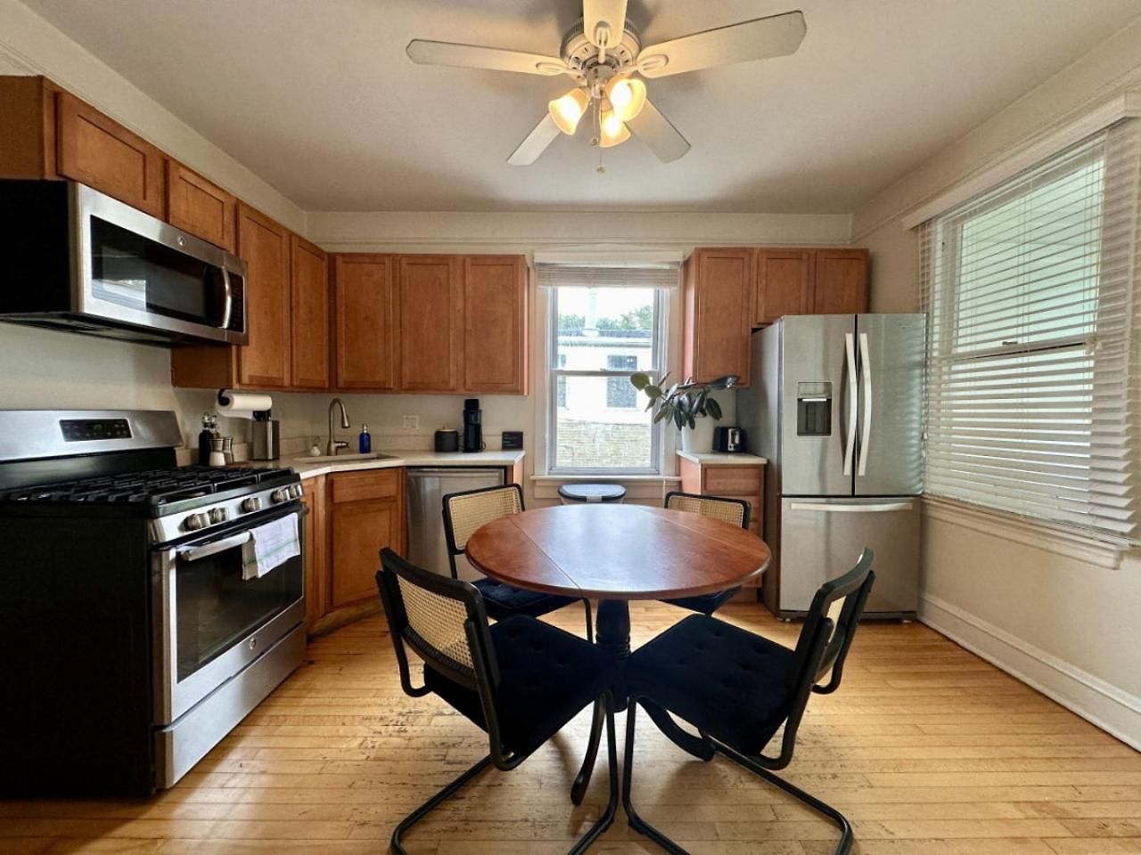 Apartment Sunlit In Lively Wicker-bucktown *