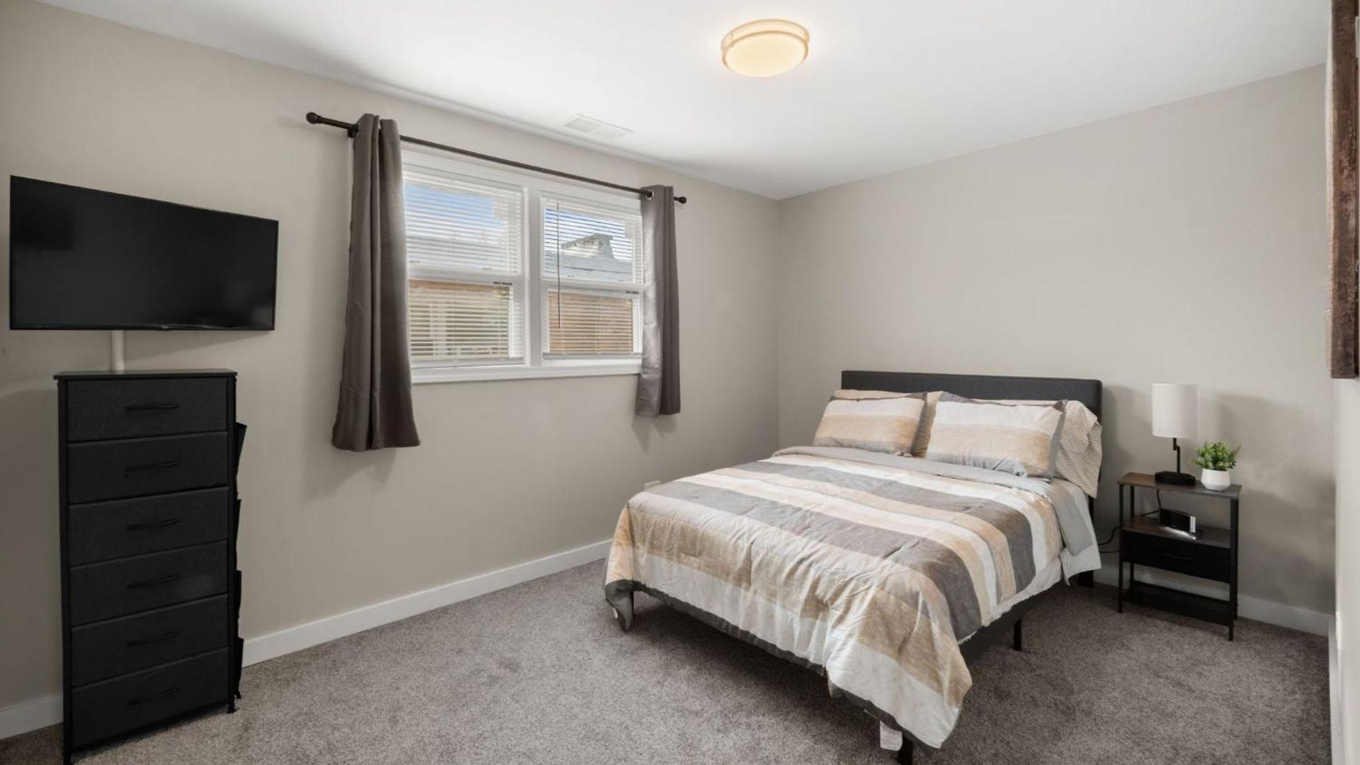 3 Level 10 Min To The Beach, Near Downtown Apartment Chicago