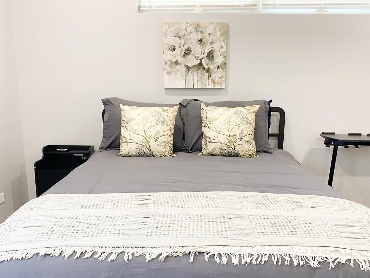 Pristine 3bdr 2ba Uchicago *