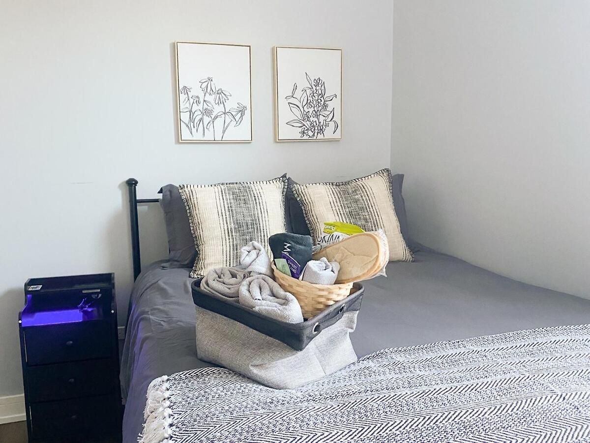 Pristine 3bdr 2ba Uchicago Chicago