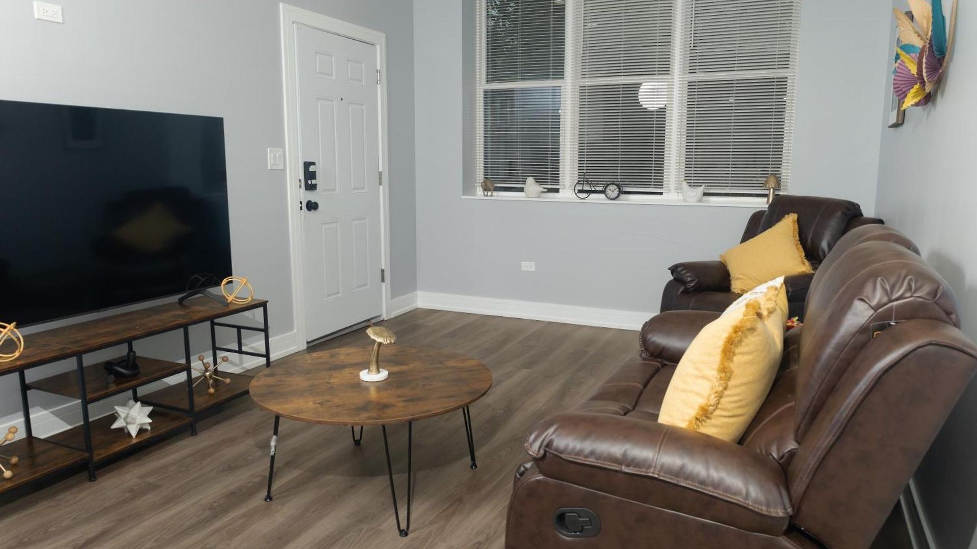 Pristine 3bdr 2ba Uchicago *