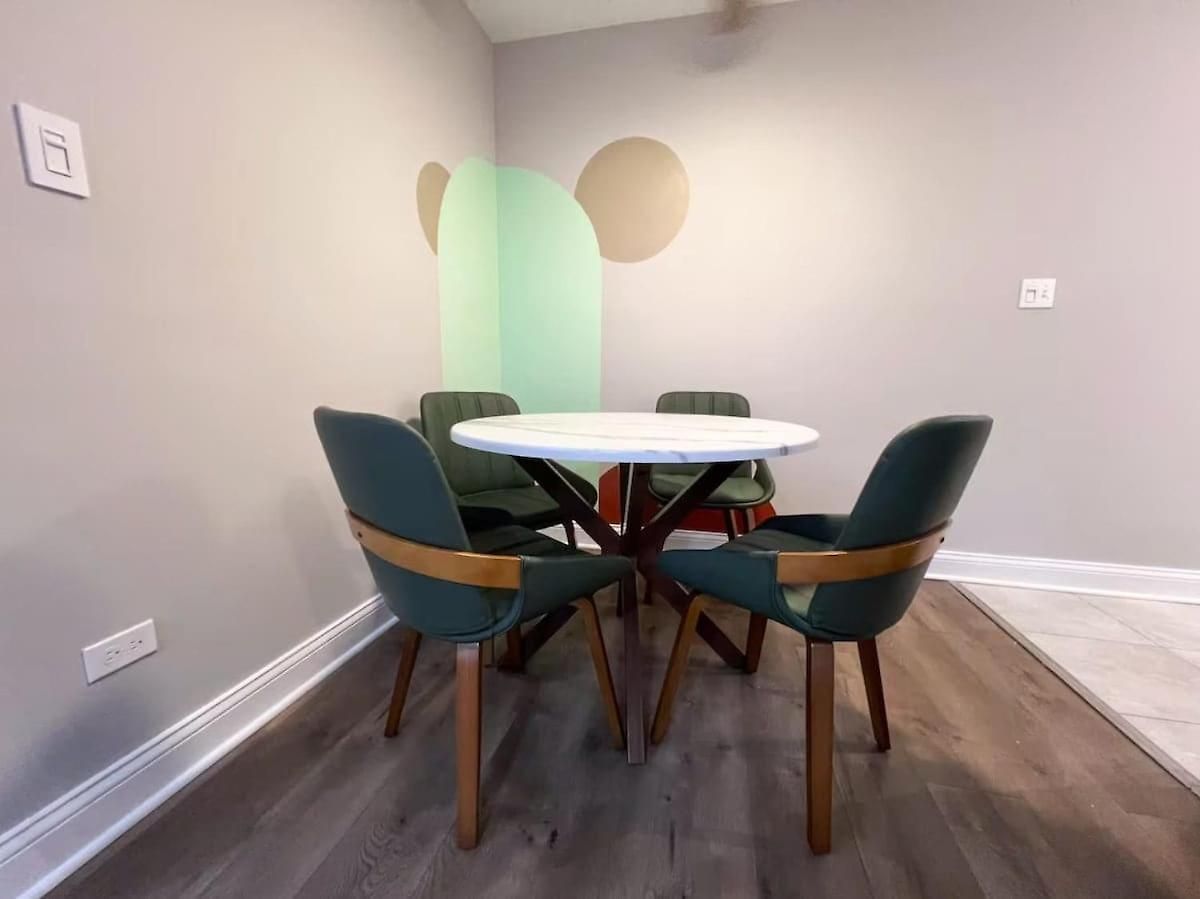 Modern 1br Free Parking Spot *