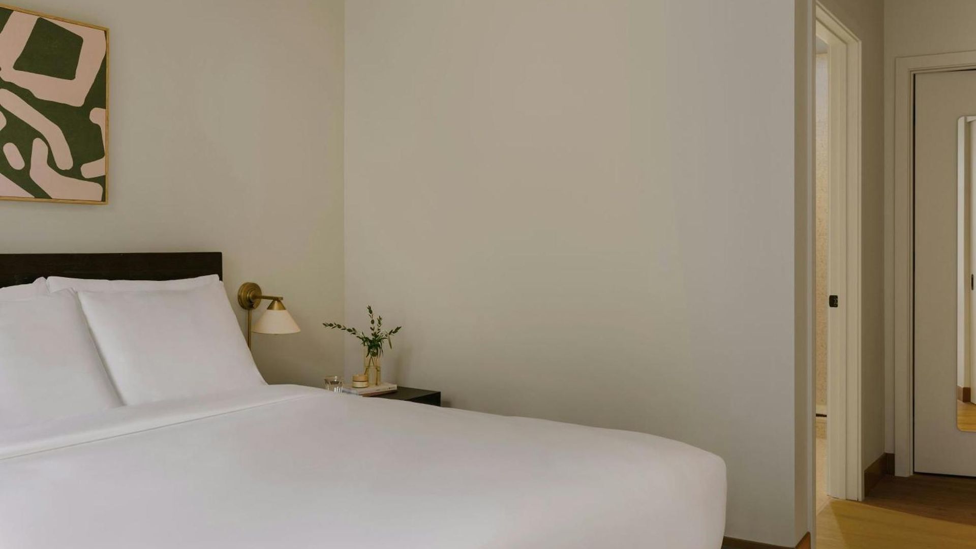 Kasa Shore Aparthotel Chicago