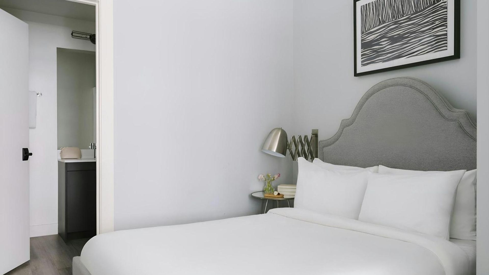 Sonder By Marriott Bonvoy The Plymouth Loop