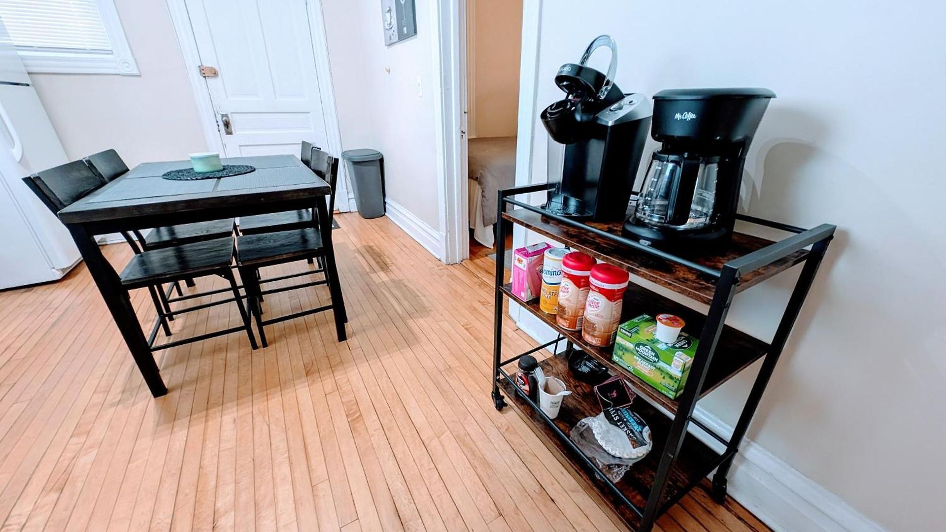 The Roscoe Village Apartment Chicago