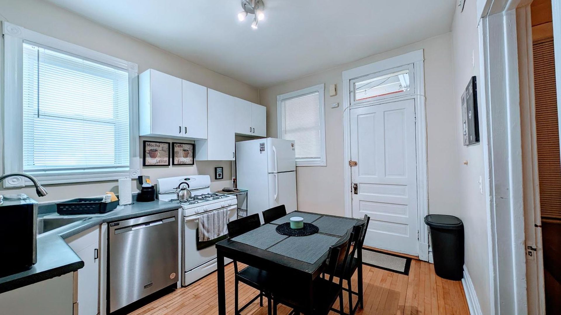 Apartment The Roscoe Village *