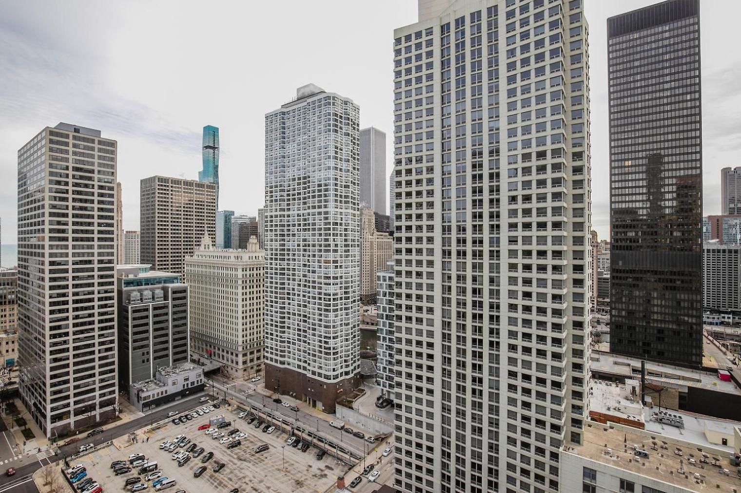 Blueground River North Pool Wd Nr Mile Chi-1202 Apartment