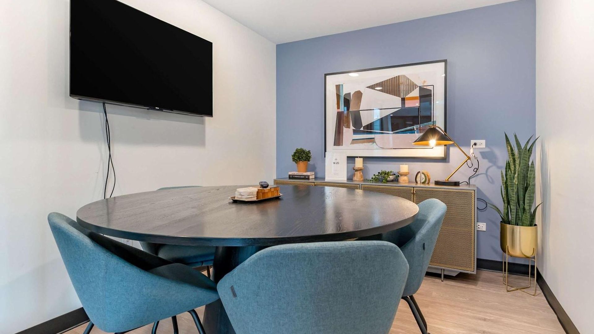 Apartment Brand New 2br Escape