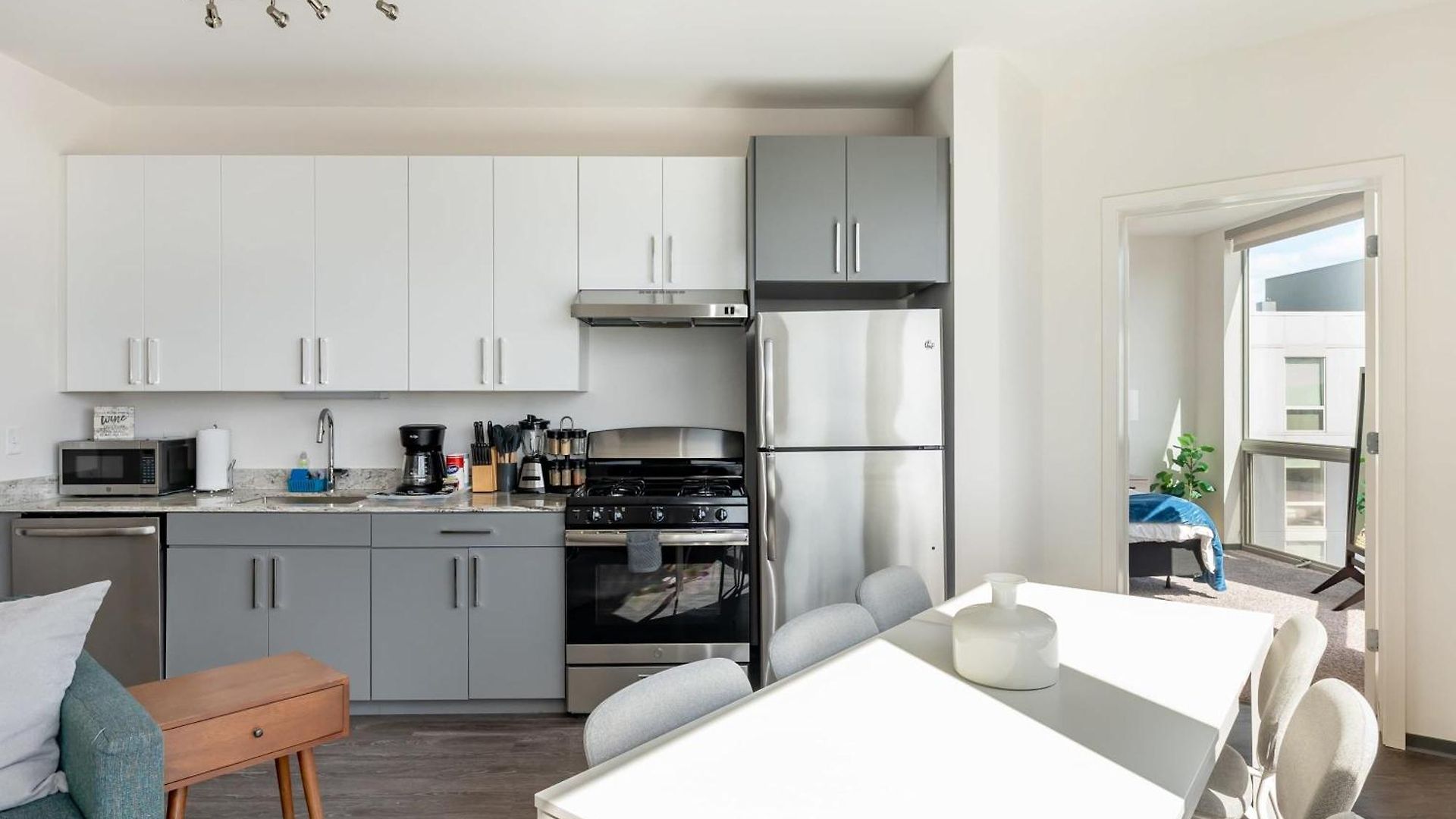 Brand New 2br Escape Chicago