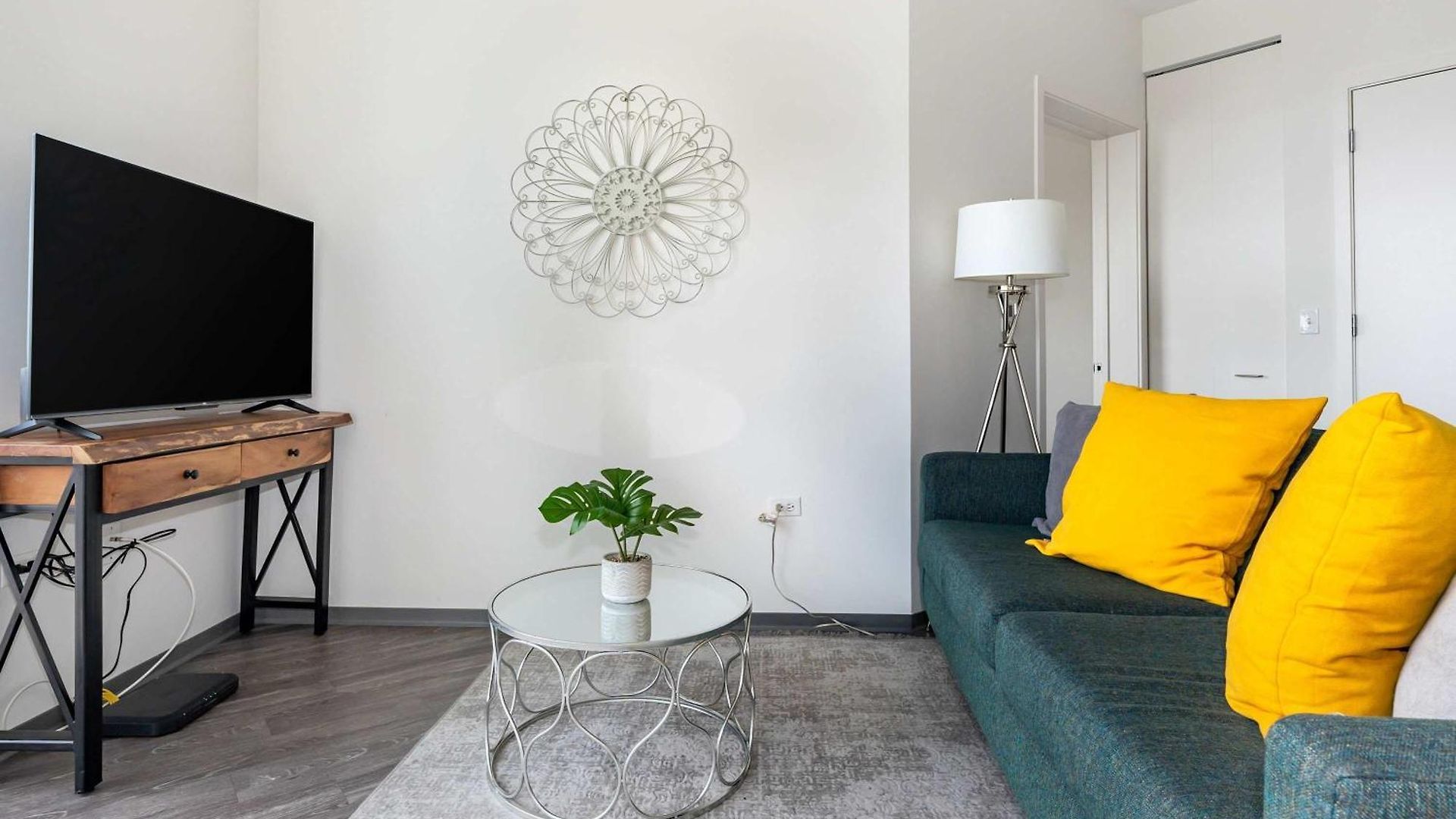 Apartment Brand New 2br Escape Chicago