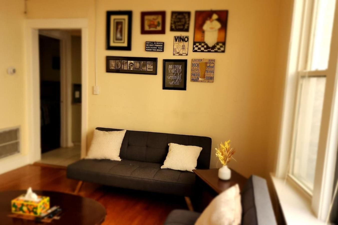 Cozy 1 Bed By The Park Apartment *