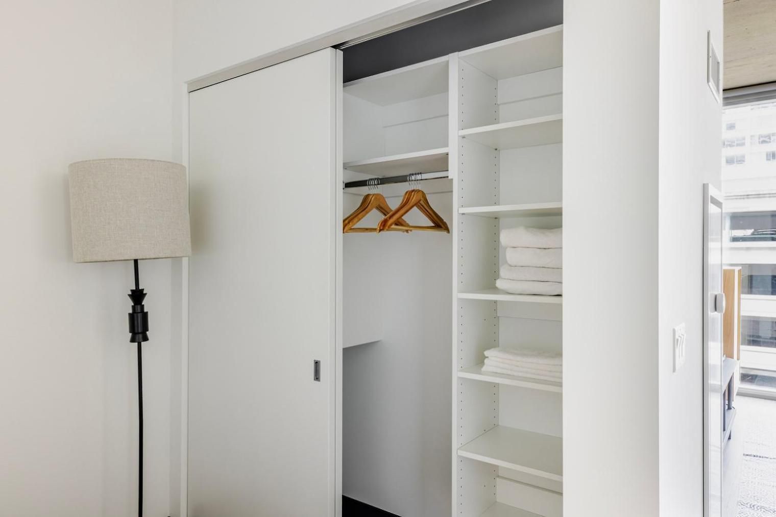 Blueground Loop Pool Ac Nr Park Chi-1266 Apartment *
