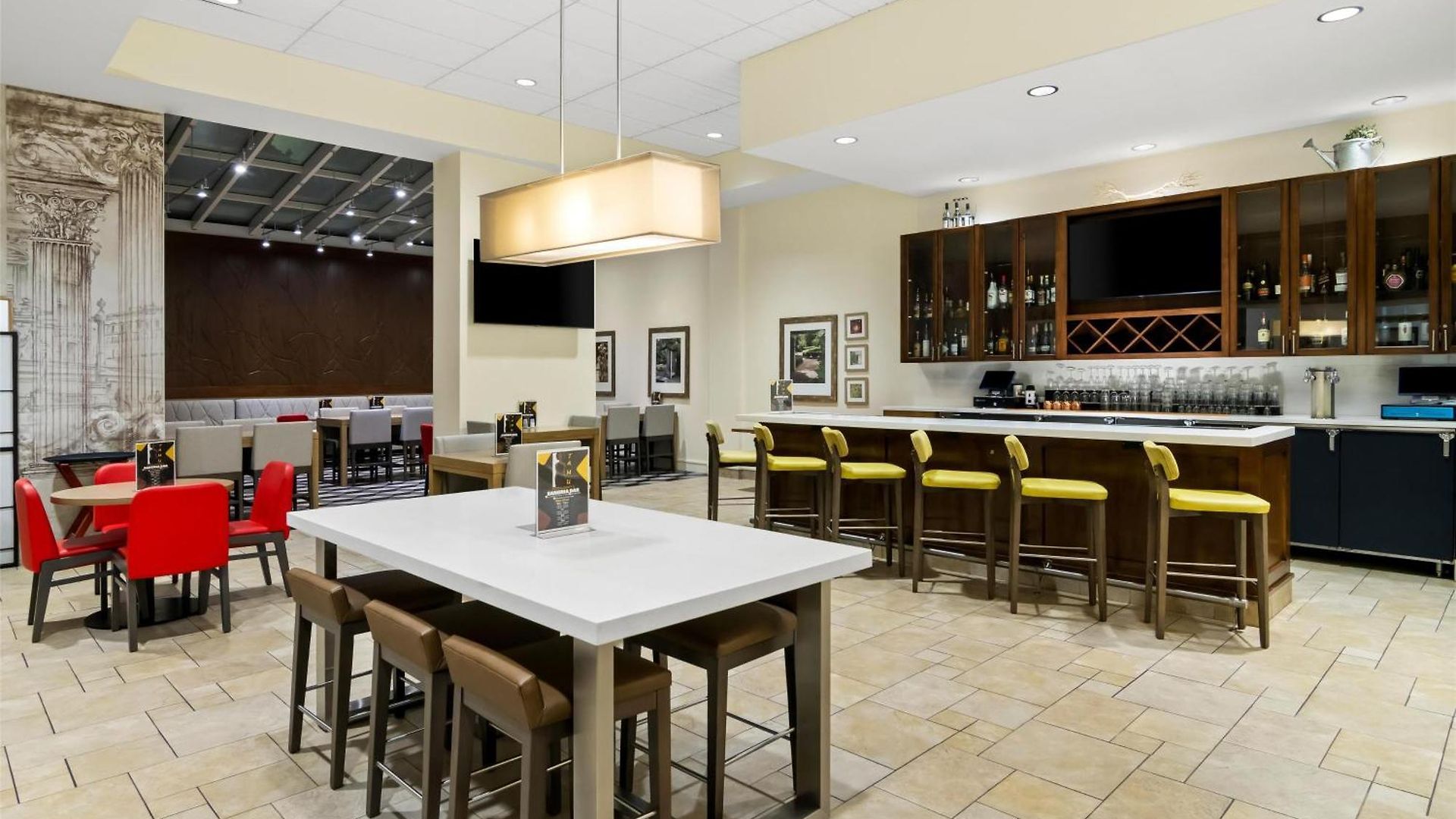 Hotel Hilton Garden Downtown Riverwalk 3*