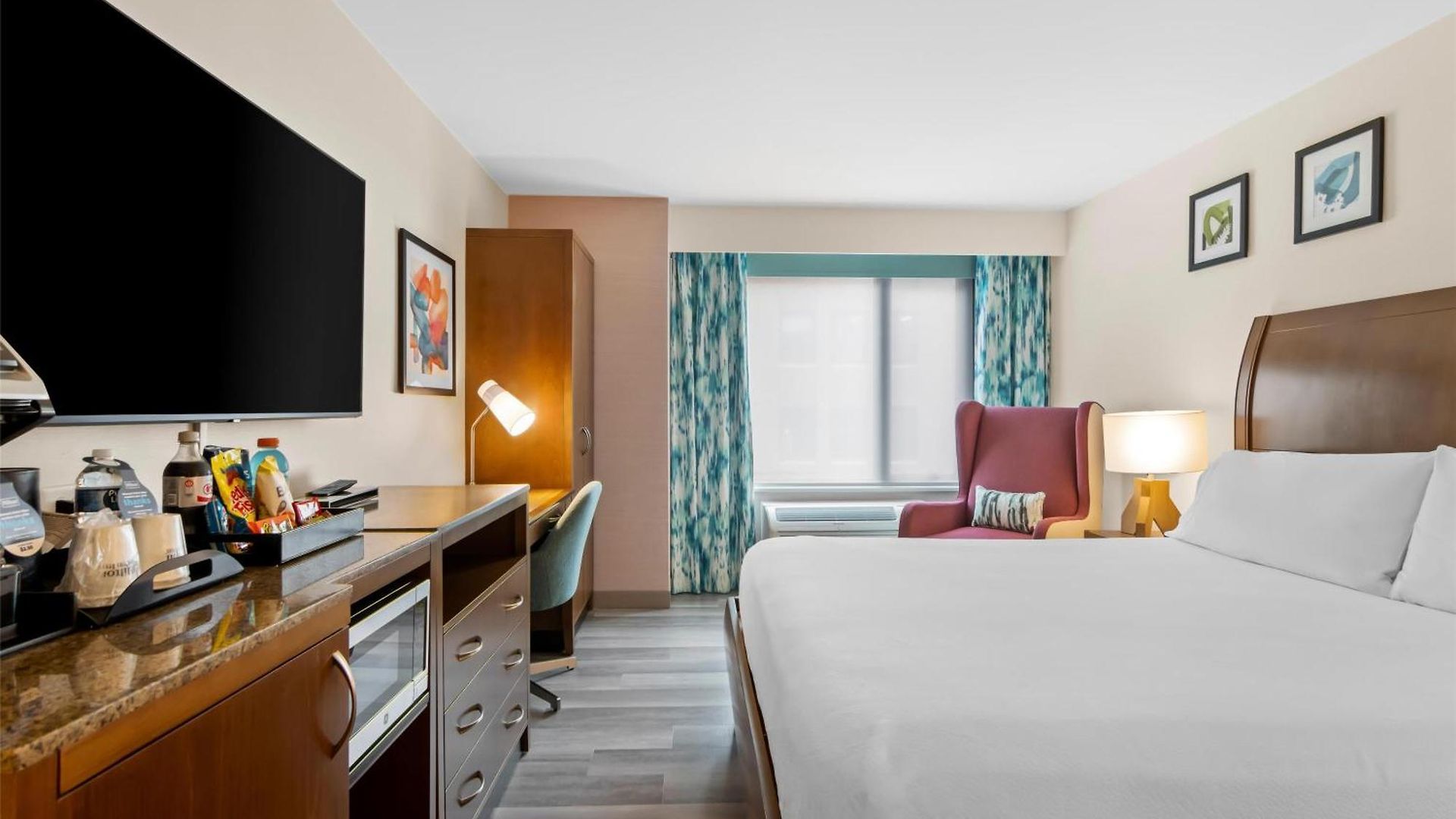 Hilton Garden Downtown Riverwalk Hotel Chicago