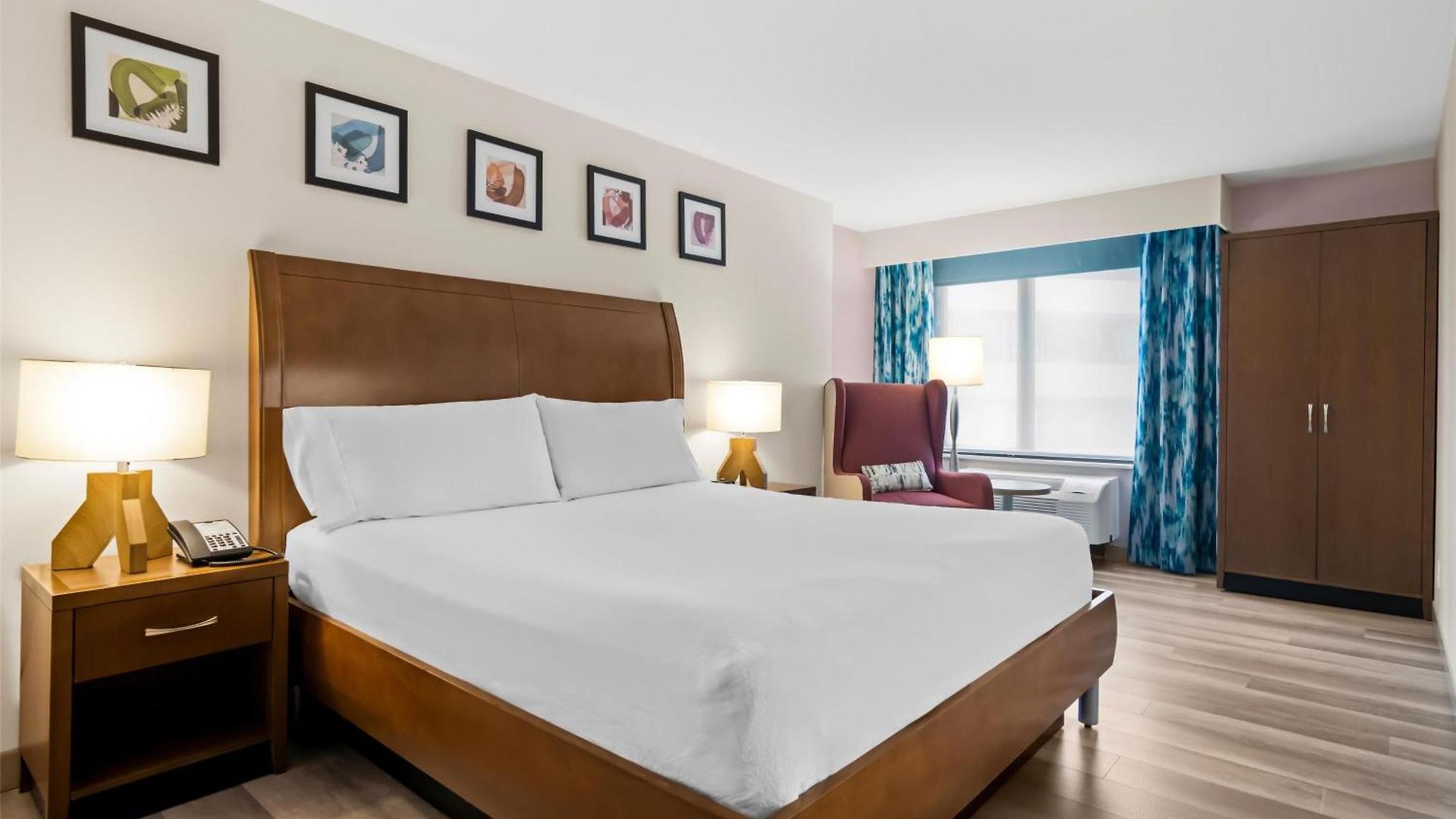 Hotel Hilton Garden Downtown Riverwalk 3*