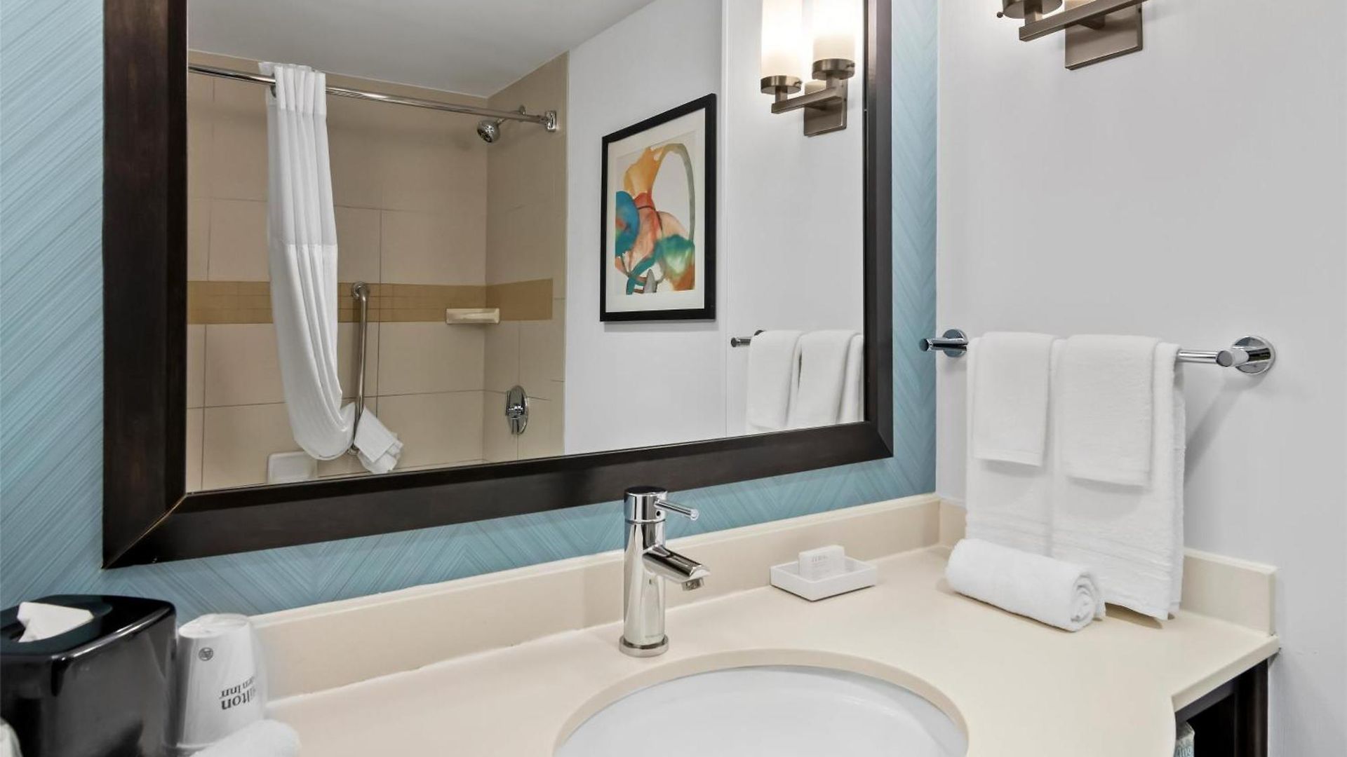 Hilton Garden Downtown Riverwalk Hotel 3*