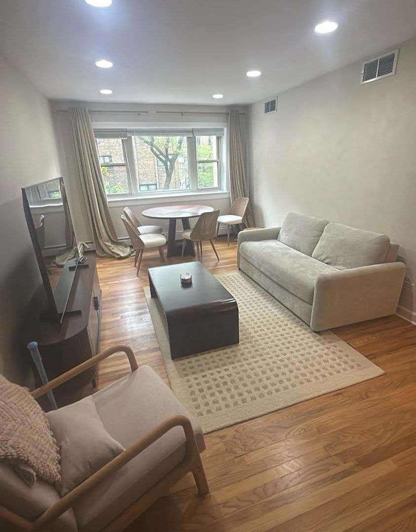 Modern 1br Free Parking Spot *