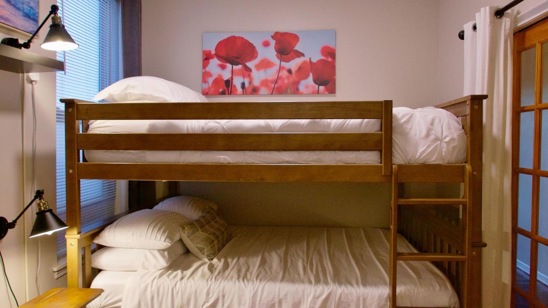 Apartment The Banksy-free Parking -4 Bedroom W King Bed- Firepit Rooftop Near United Center