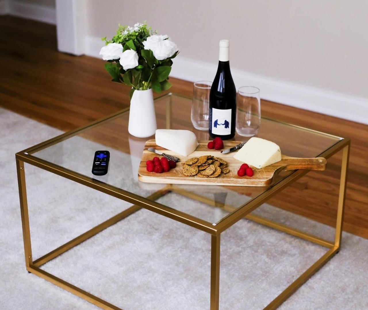 Sleeps 4 • New Modern 1br • Private Workspace Apartment Chicago