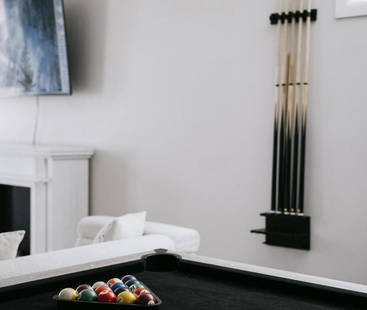 Game • Fire-pit • Playground • Gym • Billiard *