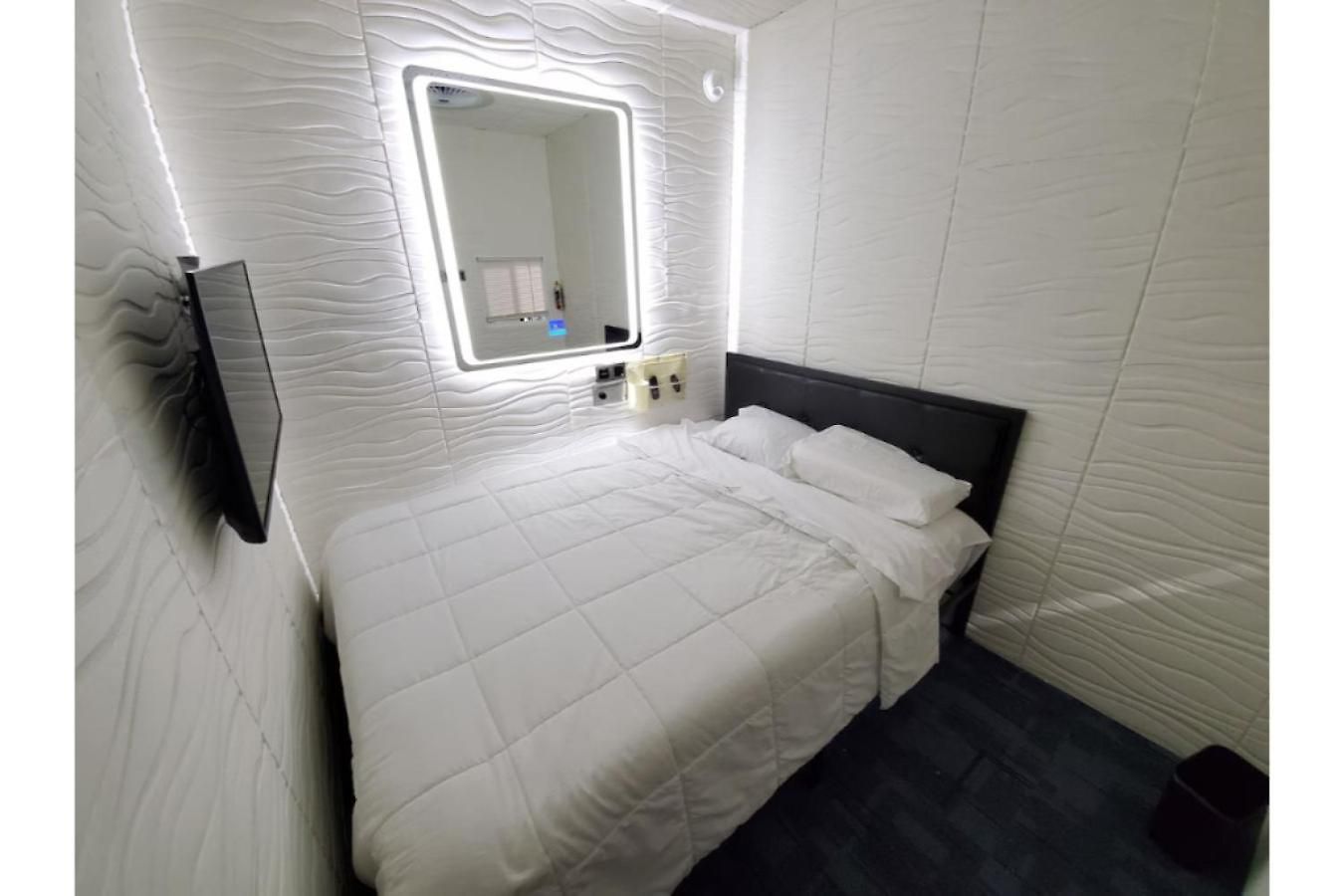 Hotel Solo Explorer Nest, Walk To Museums And Parks Chicago