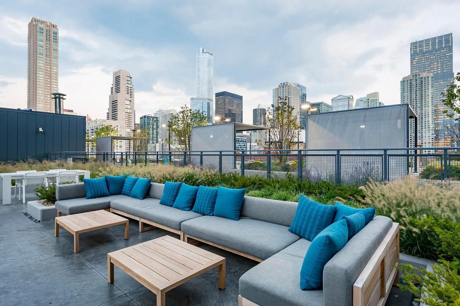 Apartment Blueground River North Pool Wd Nr Mile Chi-1192 *