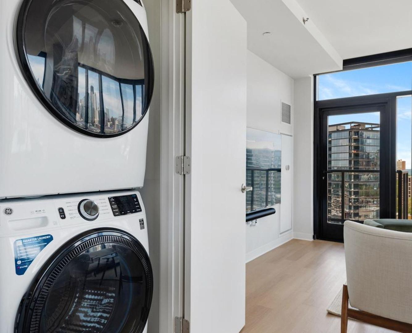Foundry Unmatched Skyline Views At Lincoln Park