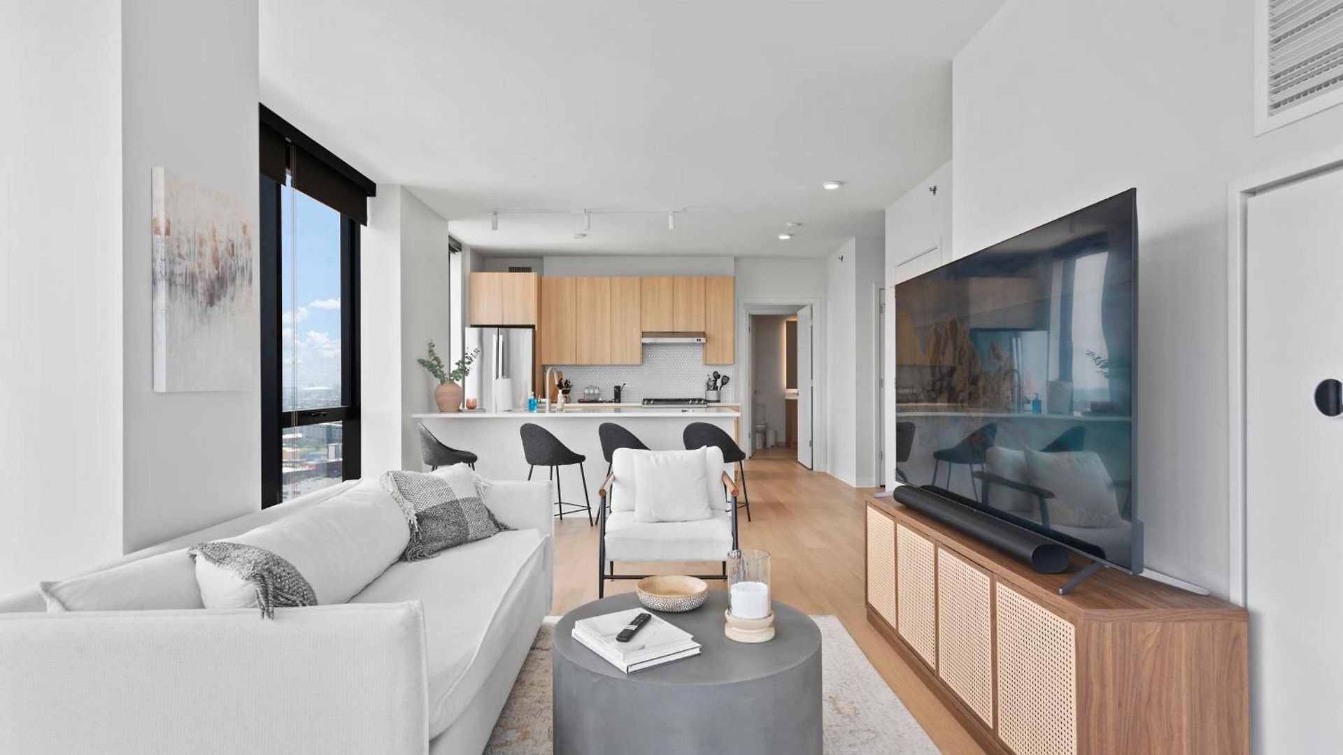 Foundry Unmatched Skyline Views At Lincoln Park