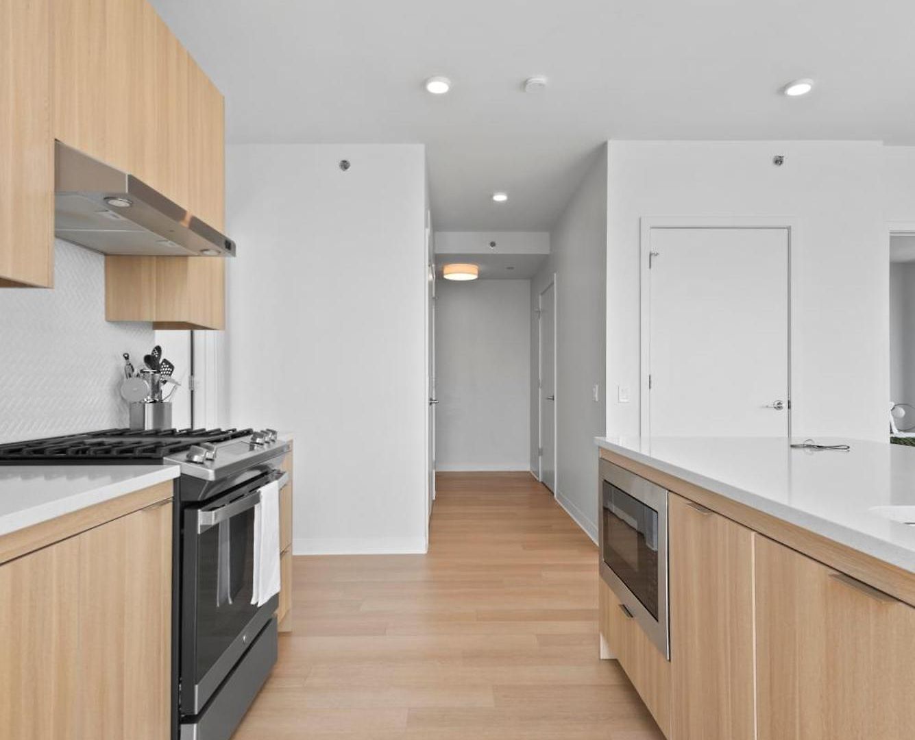 Apartment Foundry Unmatched Skyline Views At Lincoln Park *