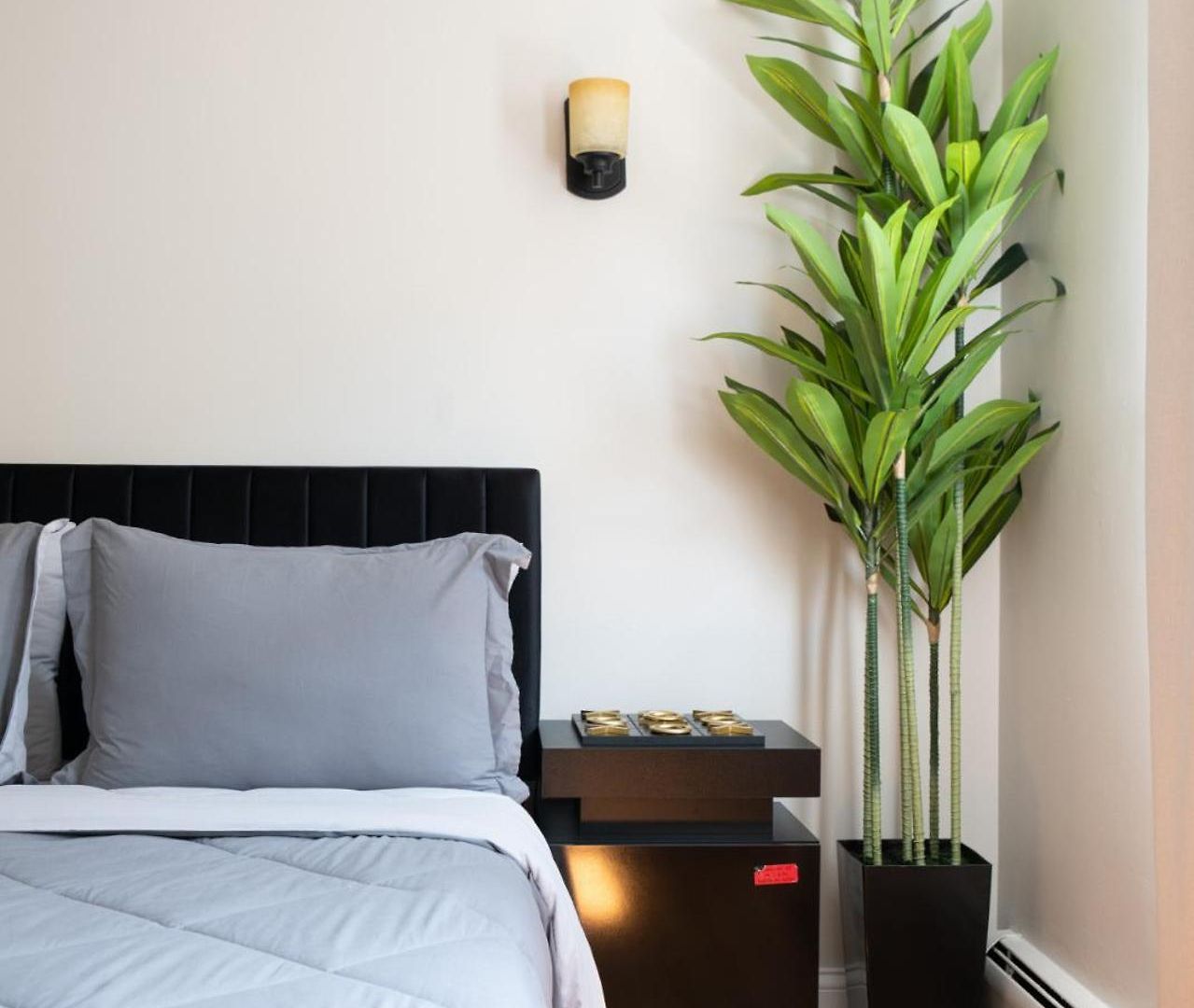 2br • Newly Furnished Modern • Near O'hare