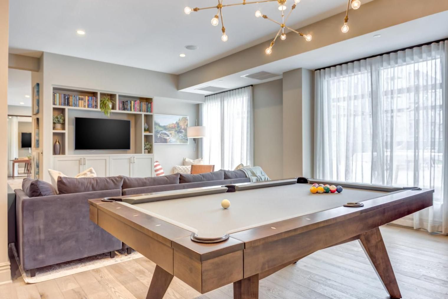 Apartment Blueground Elmhurst Pool Nr Elmhurst Art Museum Chi-1265
