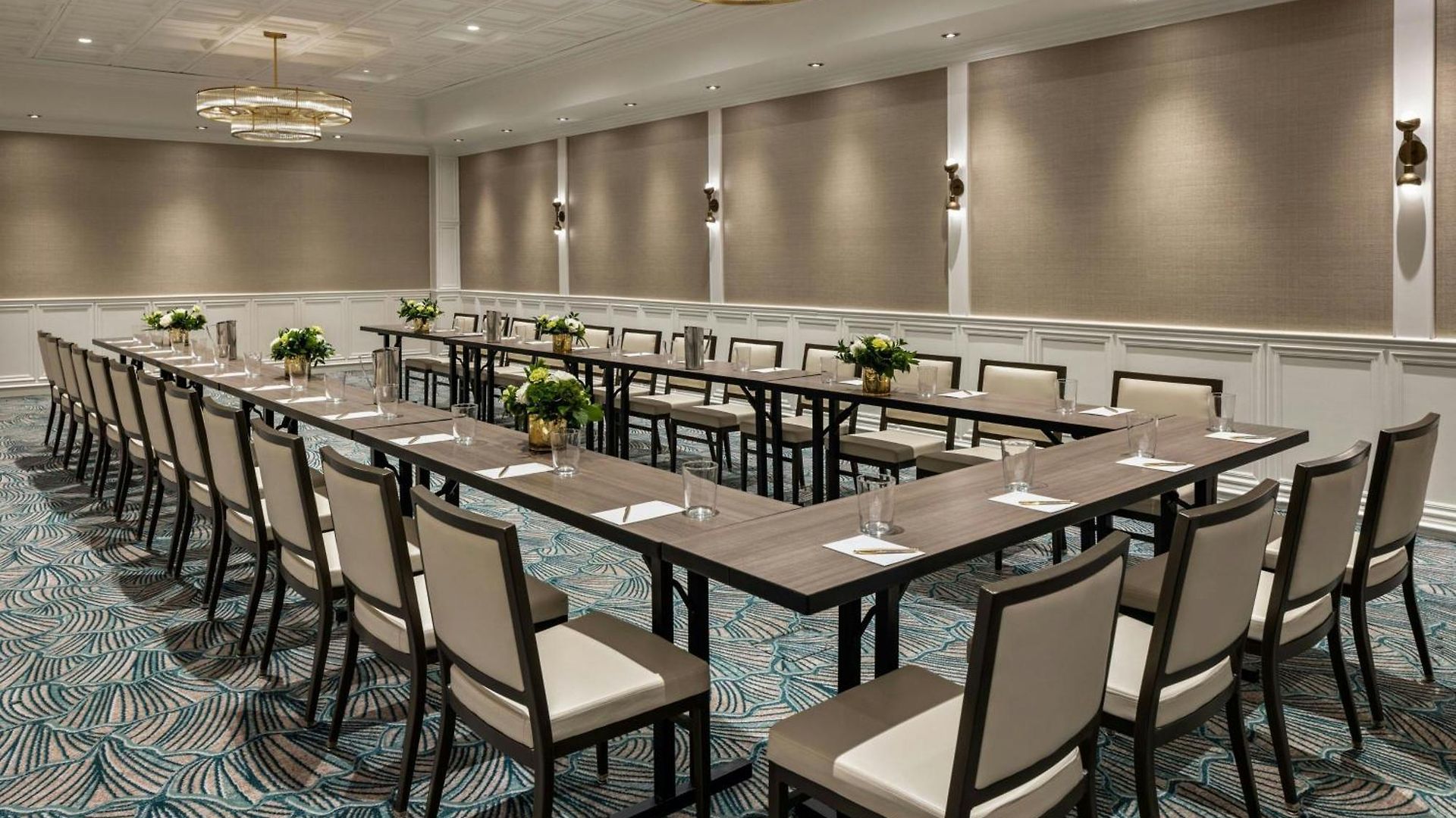 The Talbott, Autograph Collection Hotel
