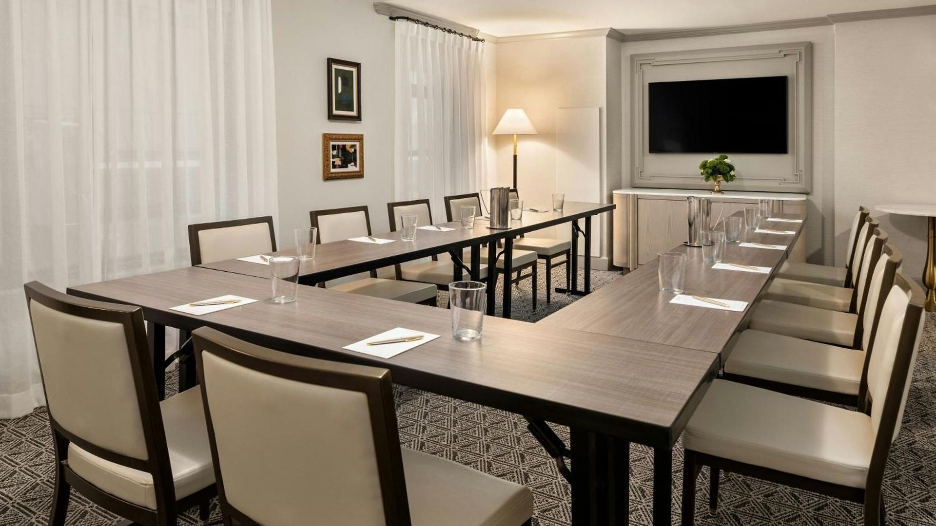 Hotel The Talbott, Autograph Collection 4*