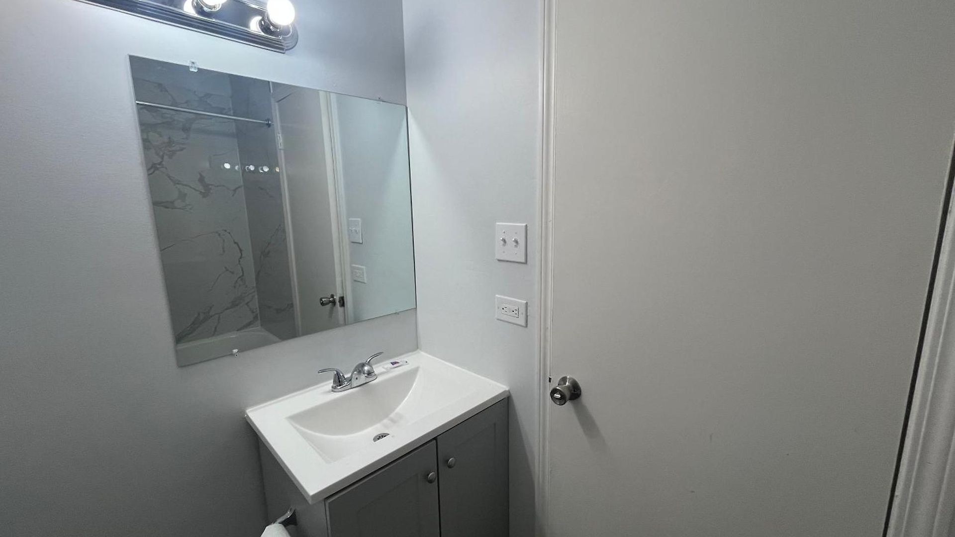 6 Chicago, Il - Halsted Hotel 2*