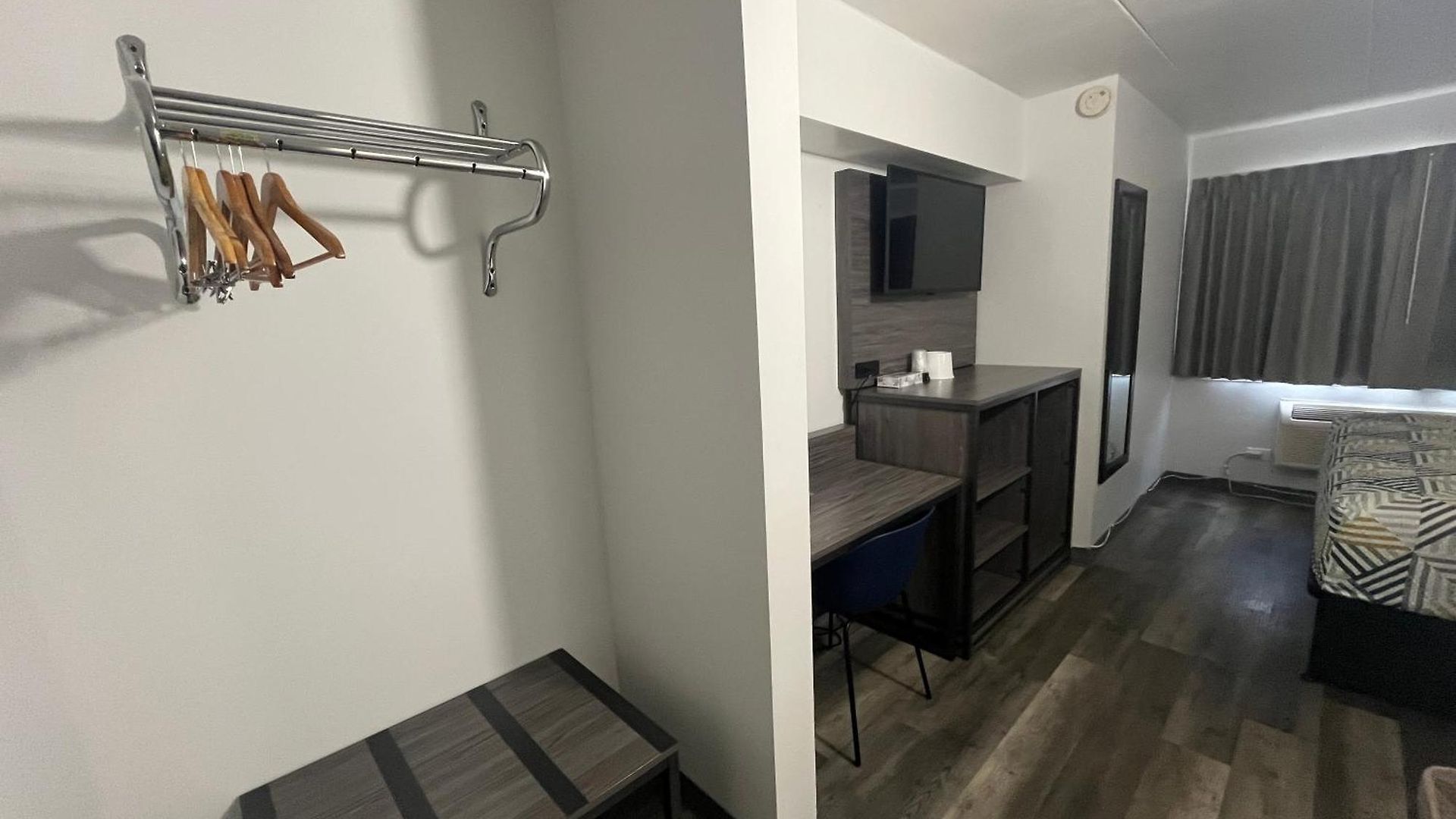 6 Chicago, Il - Halsted Hotel