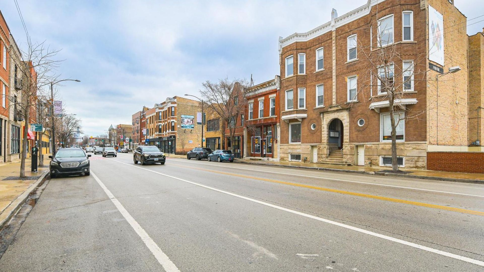 Apartment 5 Mi To Dtwn: Ukrainian Village Apartment! *