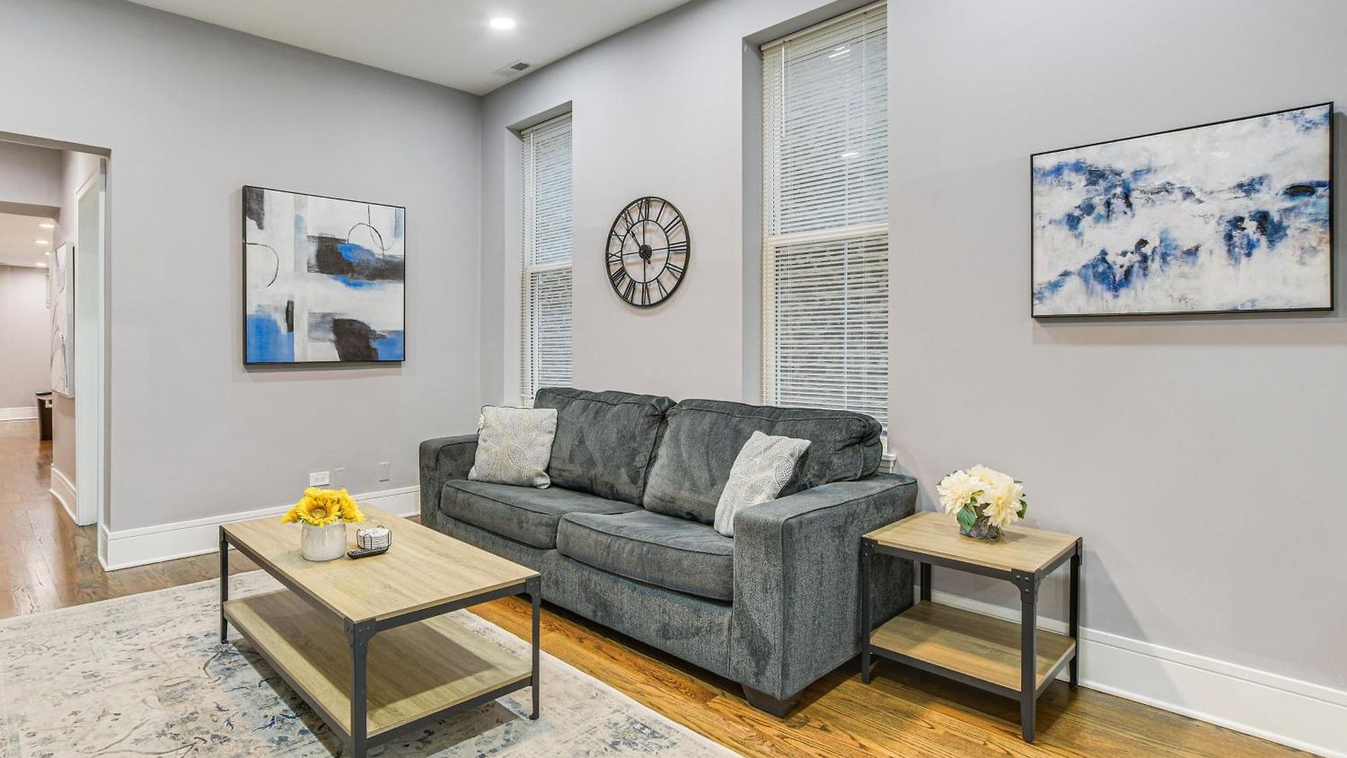 Apartment 5 Mi To Dtwn: Ukrainian Village Apartment! *