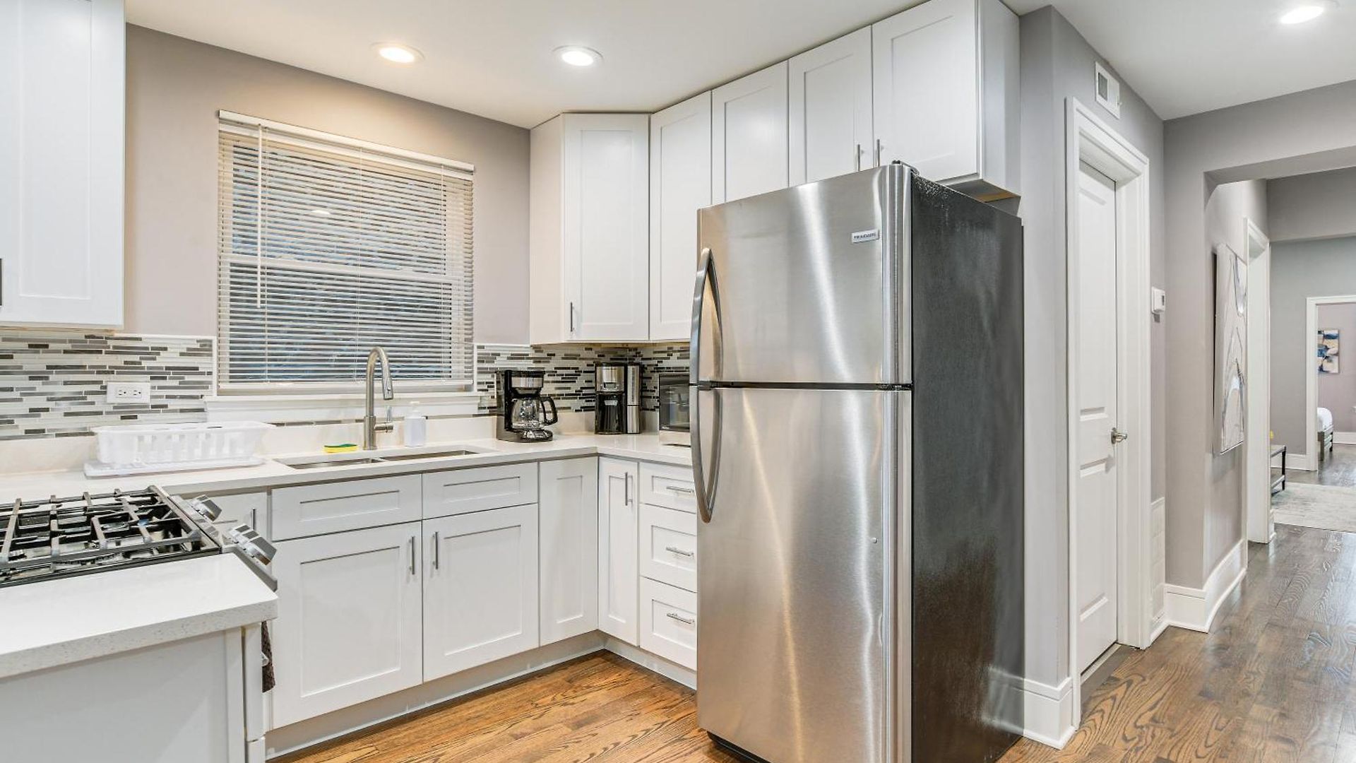 5 Mi To Dtwn: Ukrainian Village Apartment!