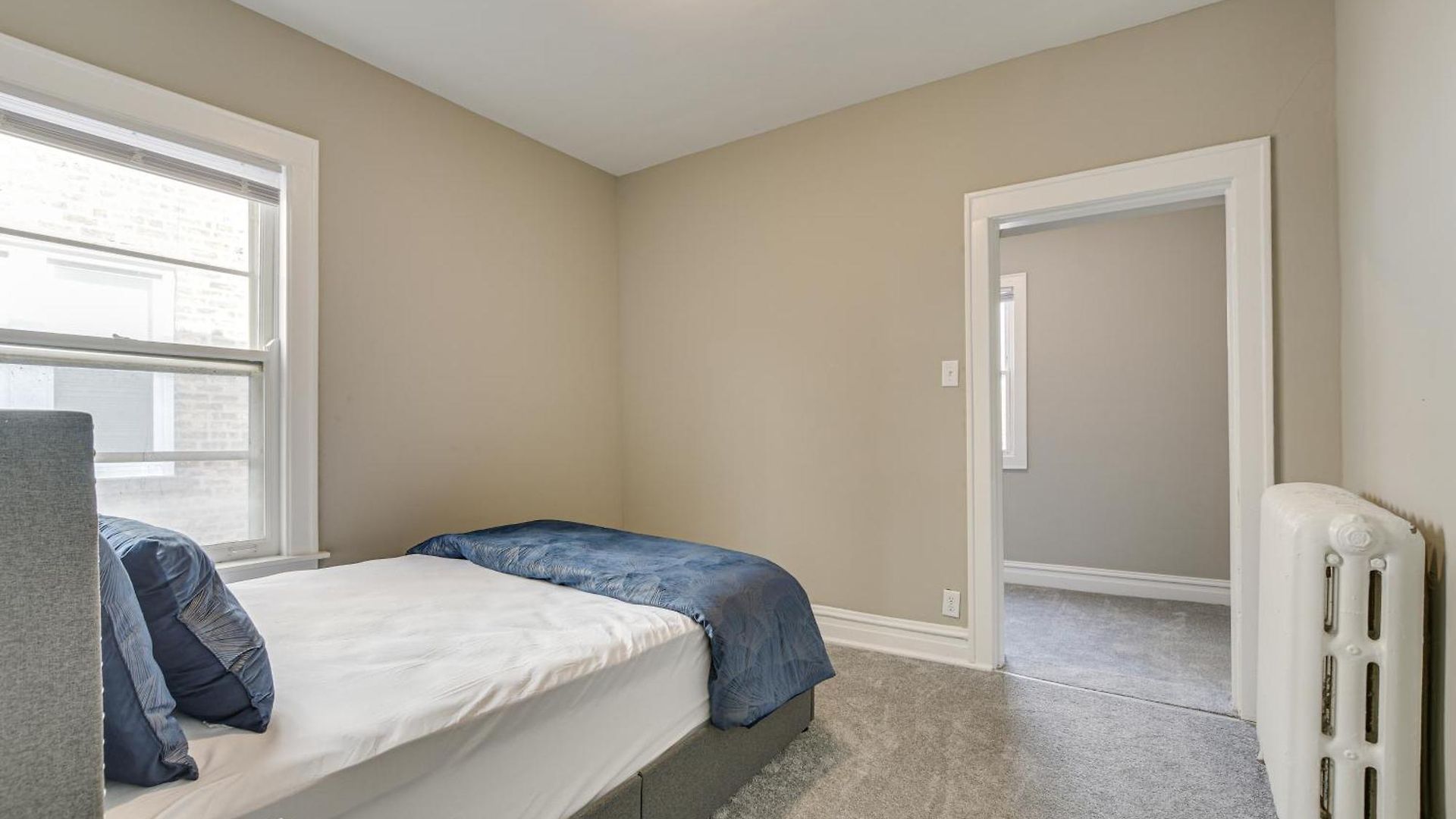 Walk To Devon Avenue & Warren Park: Apt! Apartment Chicago