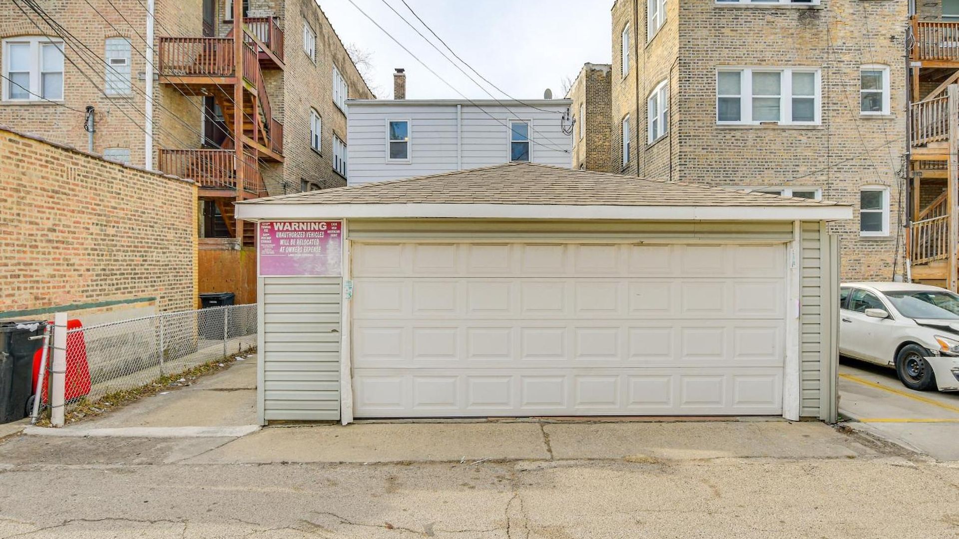 Walk To Devon Avenue & Warren Park: Apt! Apartment