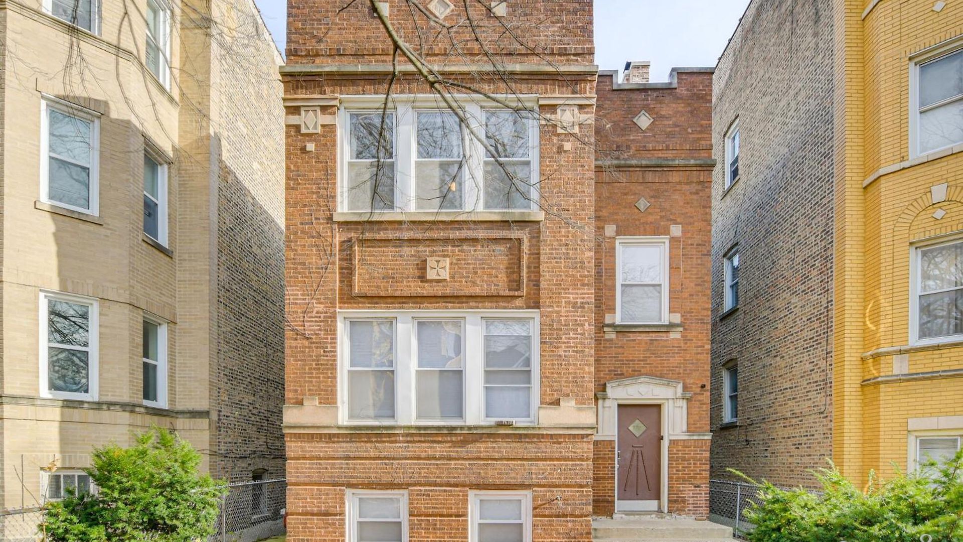 Apartment Walk To Devon Avenue & Warren Park: Apt! Chicago