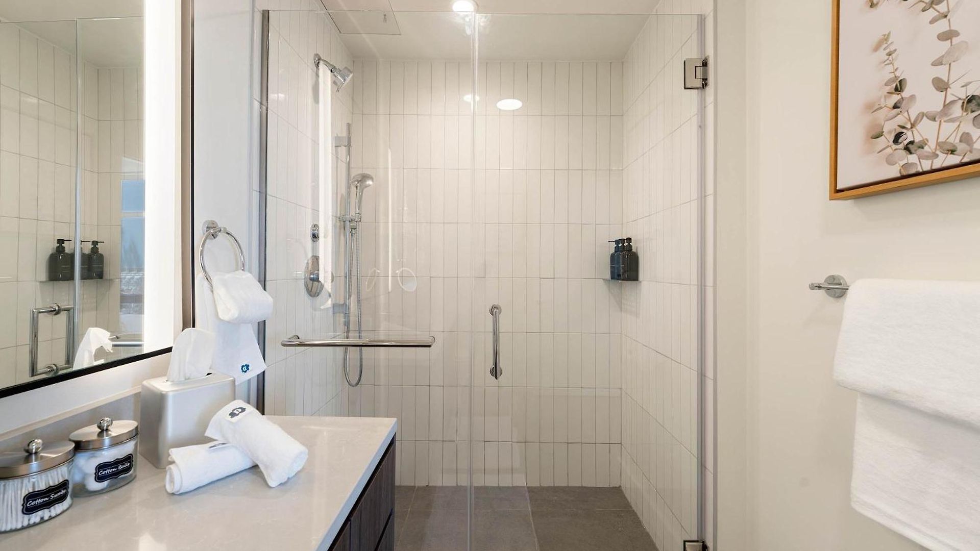 Apartment Luxury 2bd-2ba View-gym-rooftop