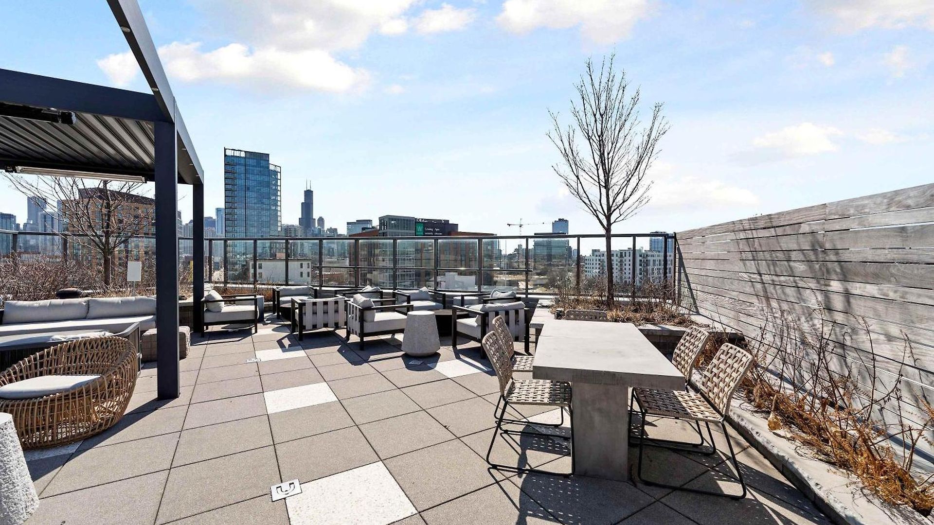 Luxury 2bd-2ba View-gym-rooftop
