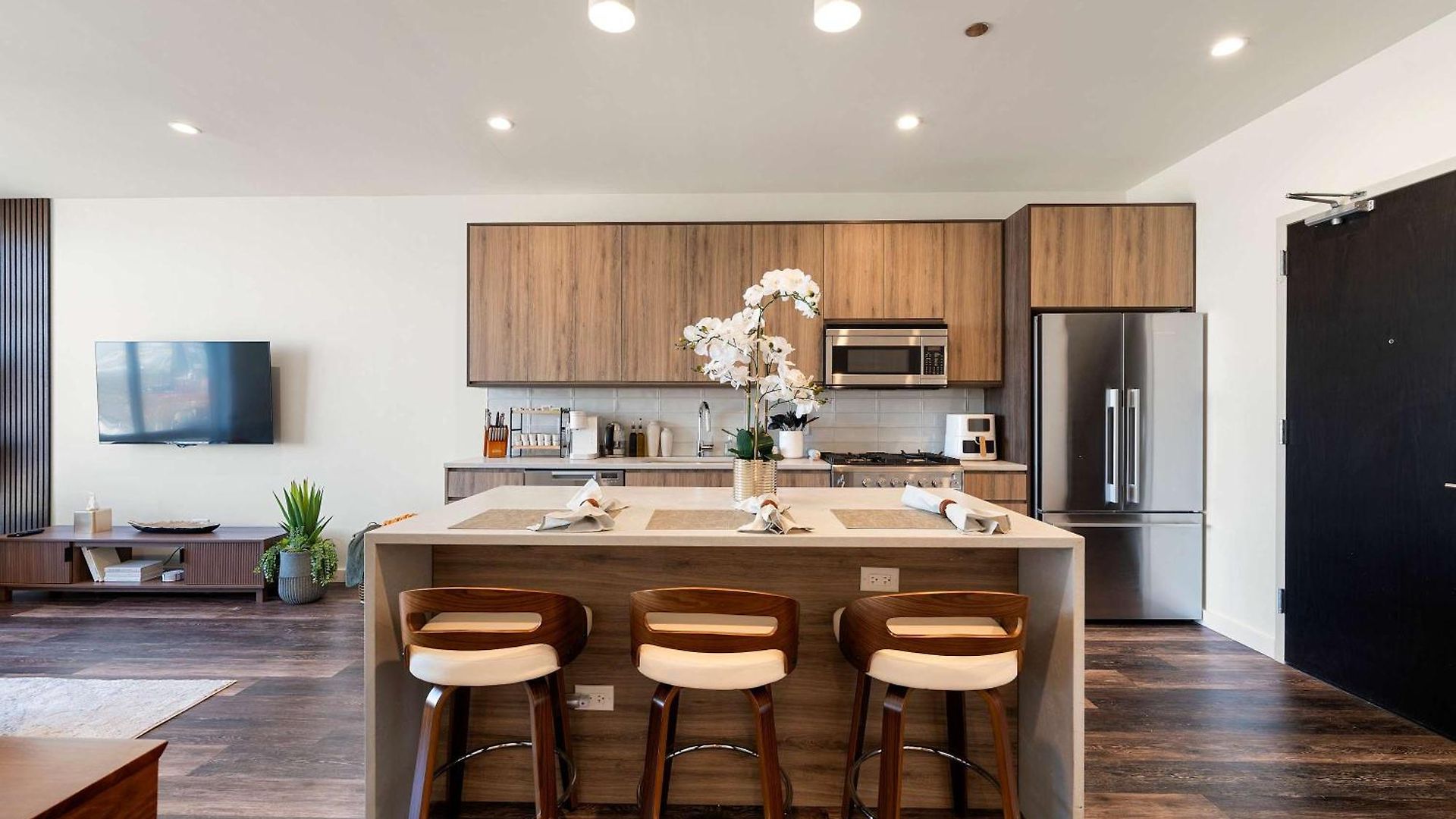 Apartment Luxury 2bd-2ba View-gym-rooftop *