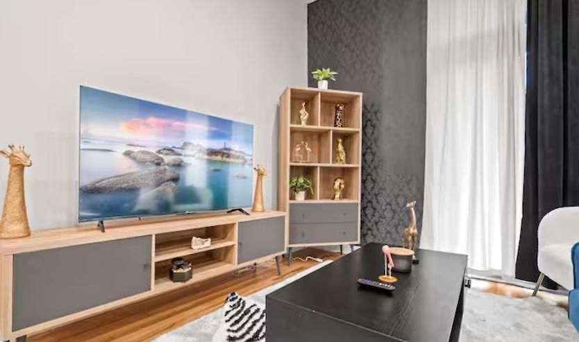 2 Bd 2 Ba Bucktown Safari Flat Apartment Chicago