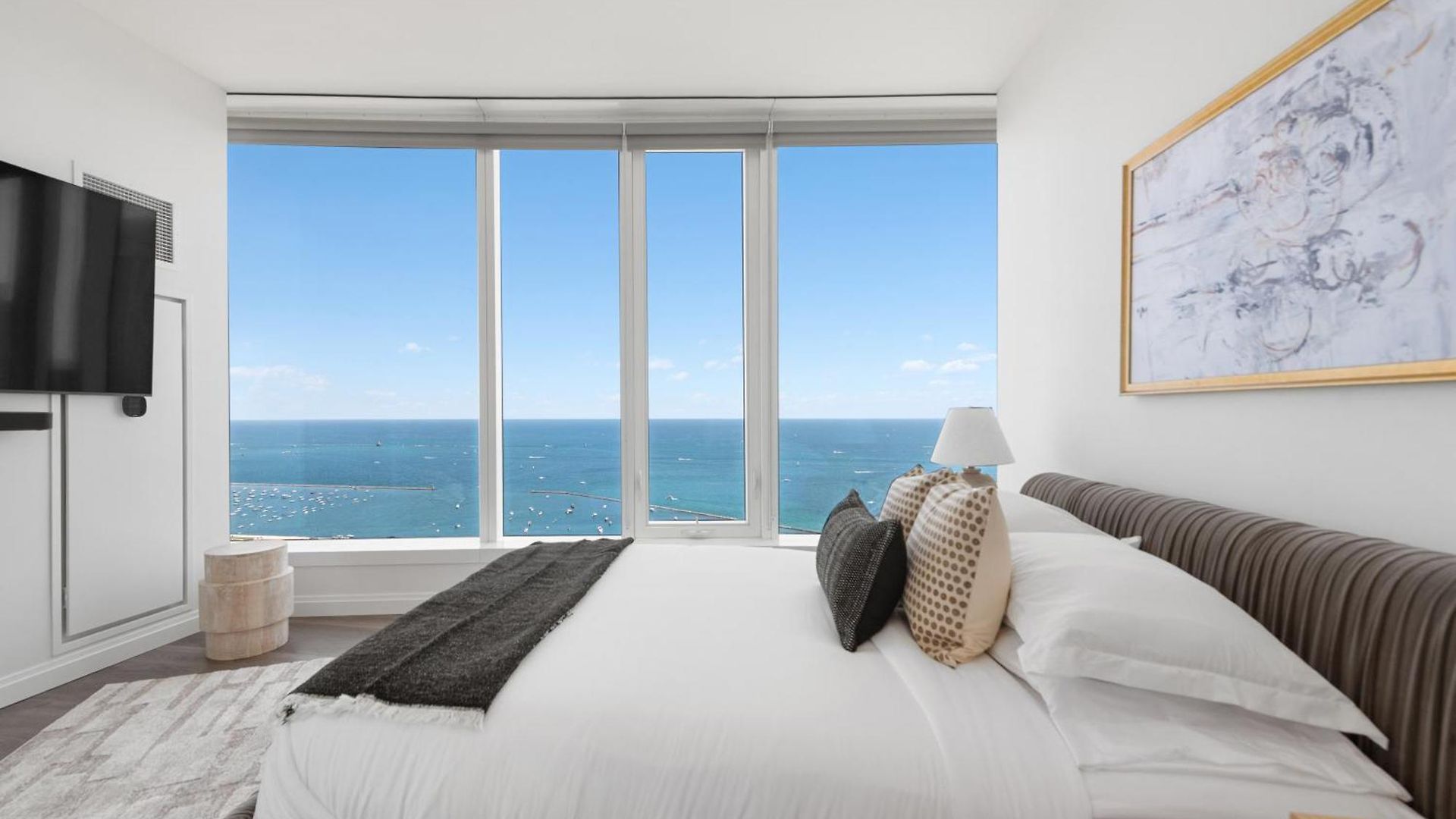 Apartment Lux Apts With Views And Amenities *